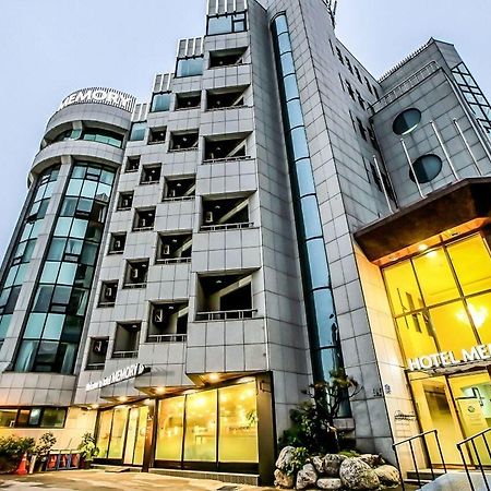 Hotel Memory Gangneung Luaran gambar